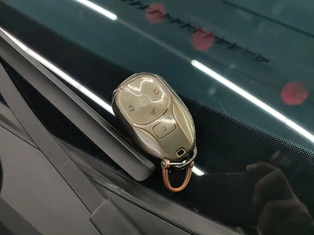 GAC Motor Trumpchi E8 PHEV — миниатюра 9