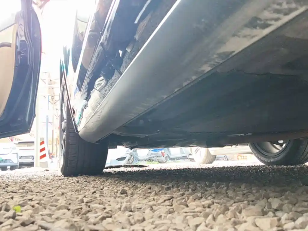 Li Auto Li ONE — миниатюра 22