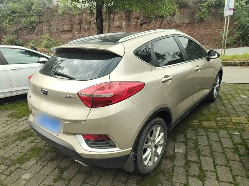 Geely Emgrand GS — миниатюра 7