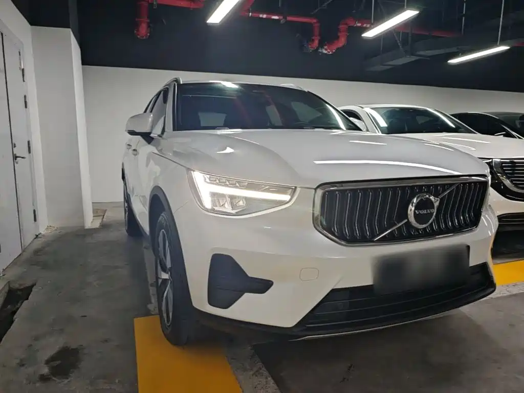 Volvo XC40 — миниатюра 4