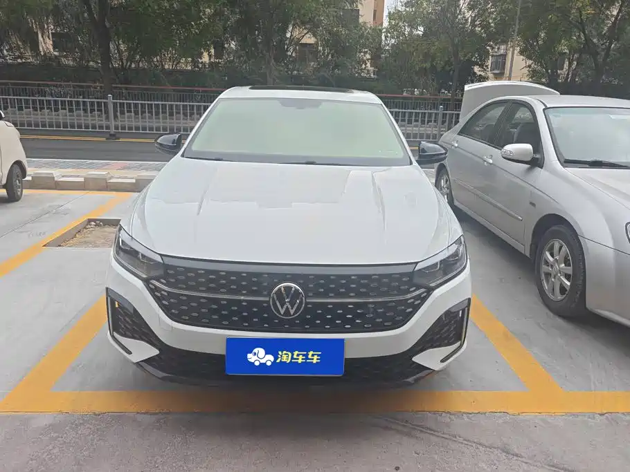 Volkswagen Lavida — миниатюра 2