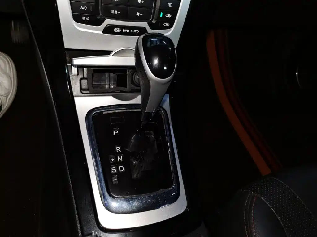 BYD Surui — миниатюра 10