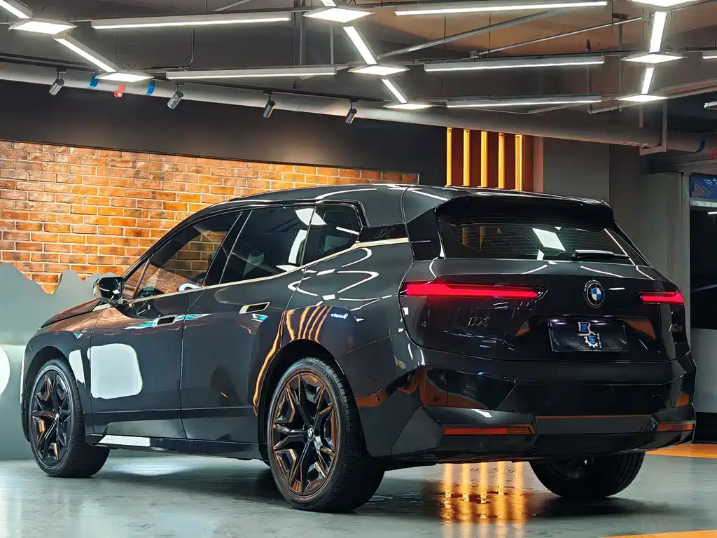 BMW BMW iX M60 — миниатюра 29