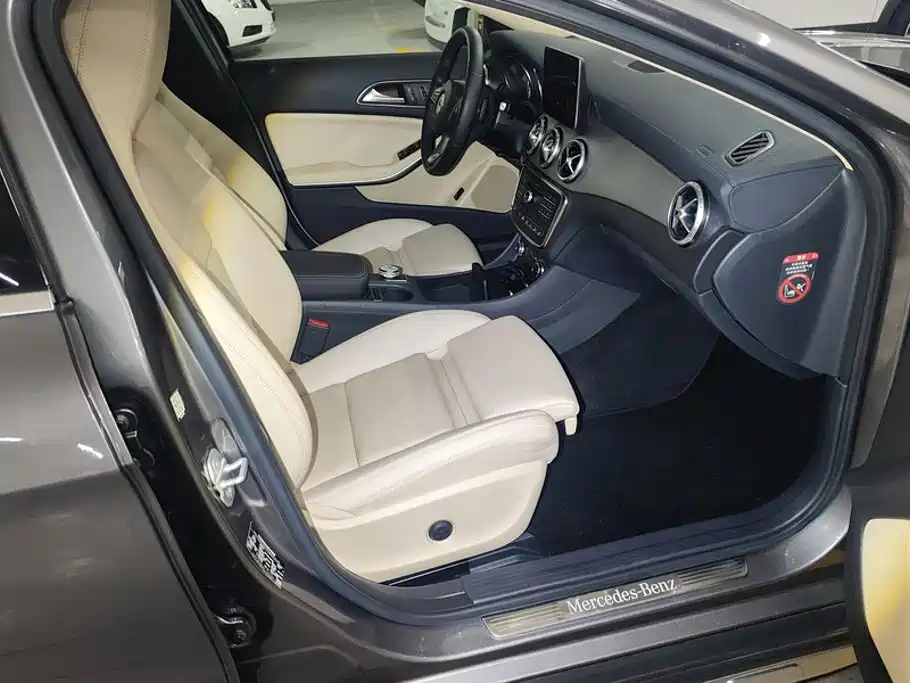 Mercedes-Benz GLA — миниатюра 8