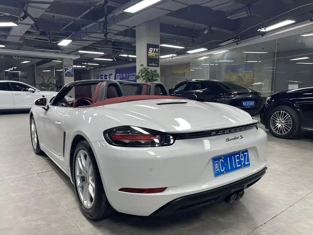 Porsche 718 2018 Boxster 2.0T