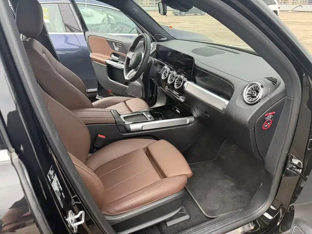 Mercedes-Benz EQB — миниатюра 3