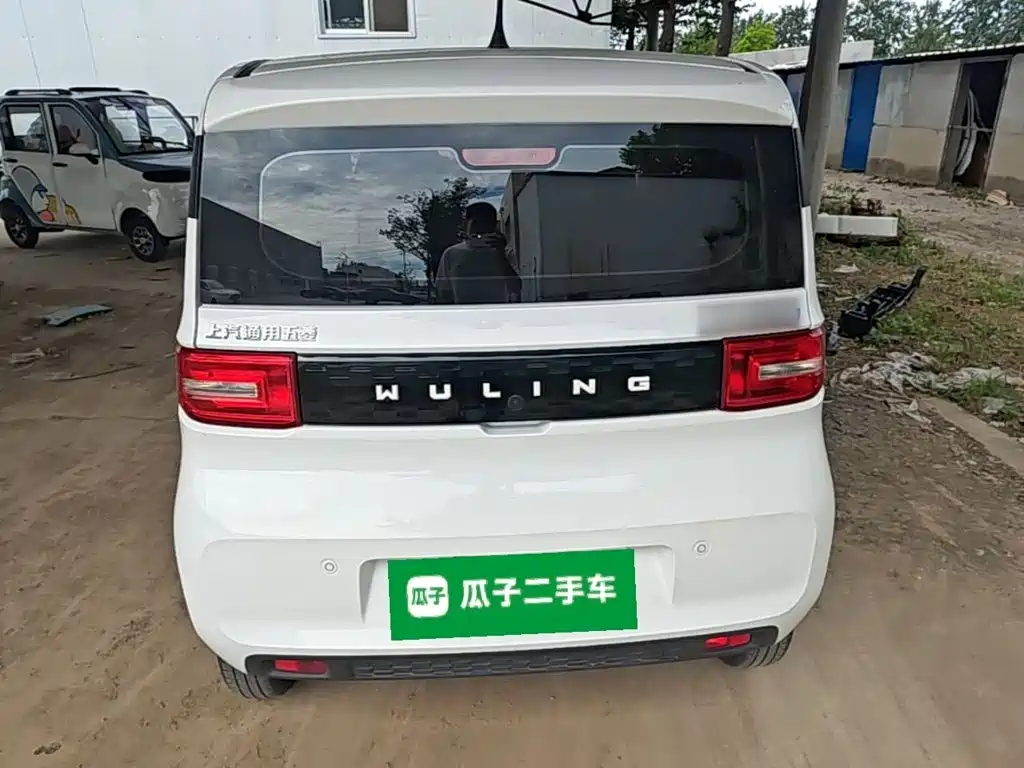 Wuling MINIEV — миниатюра 6