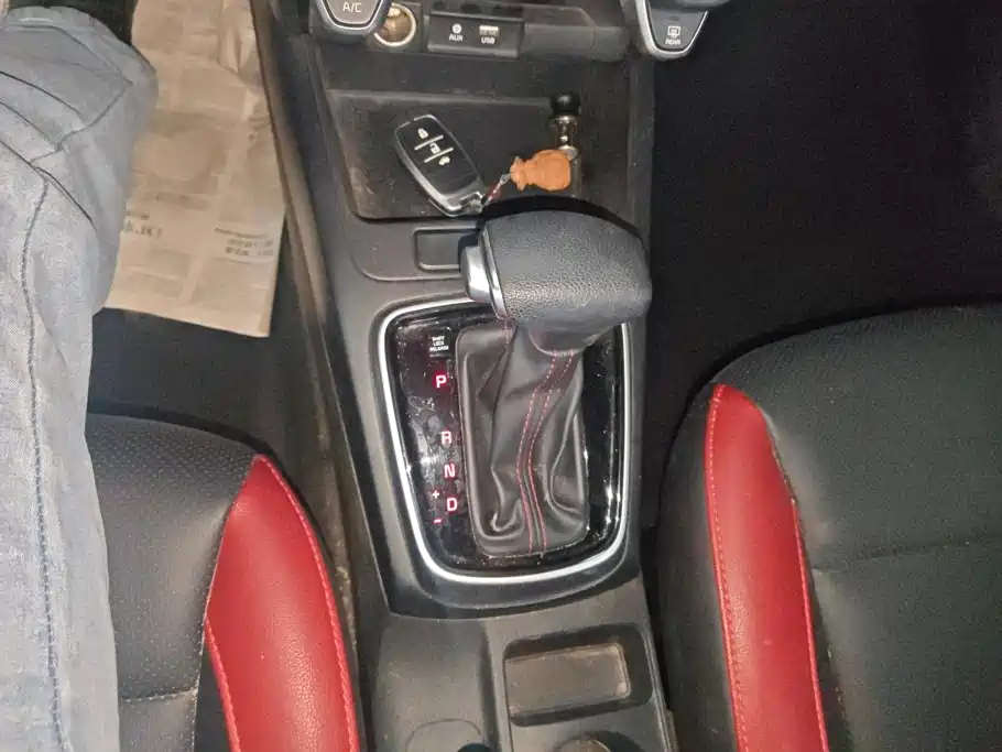Kia KX Cross — миниатюра 16