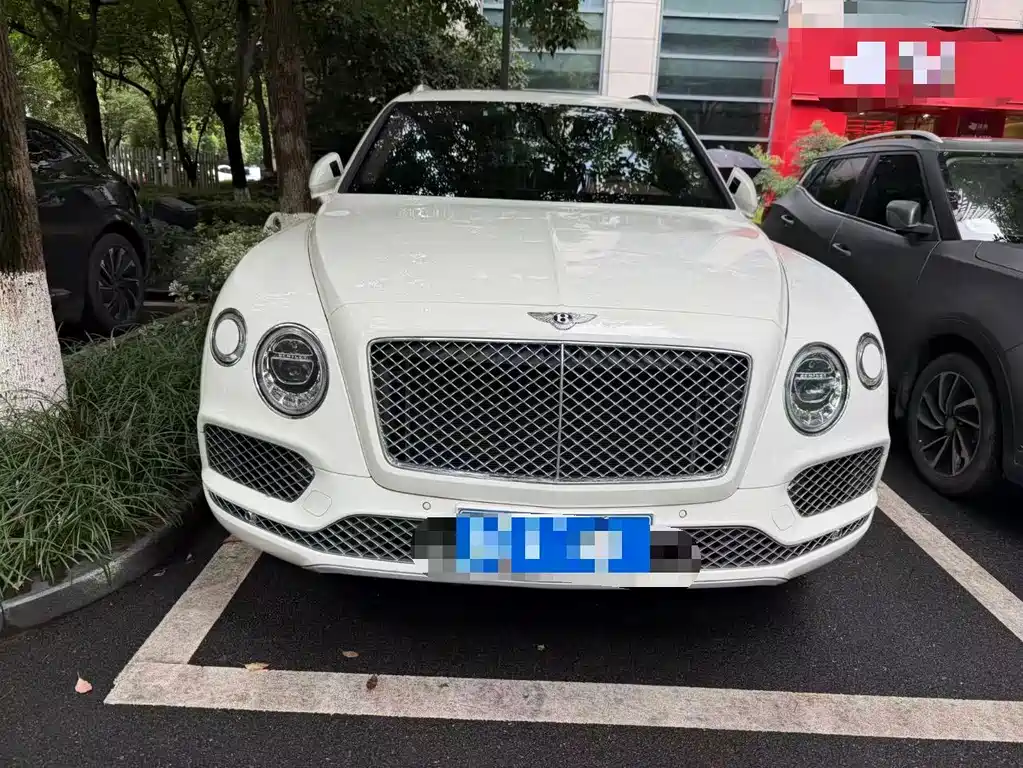 Bentley Bentayga 2018 4.0T V8