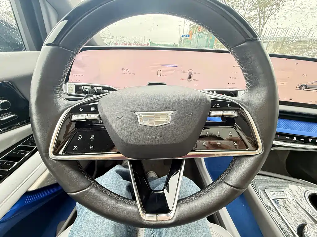 Cadillac IQ — миниатюра 27