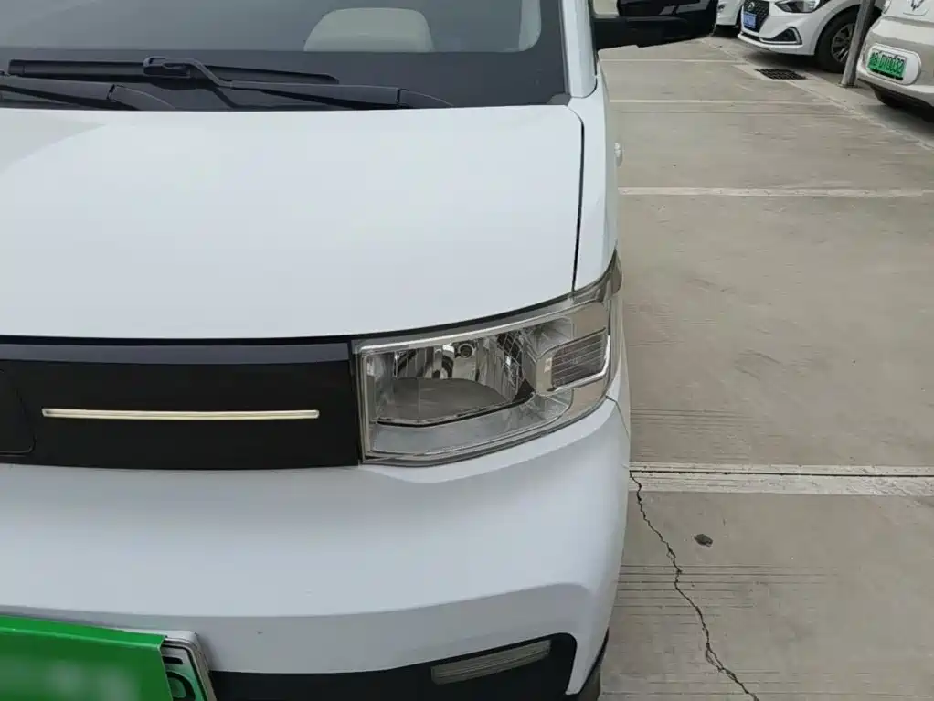 Wuling MINIEV — миниатюра 24