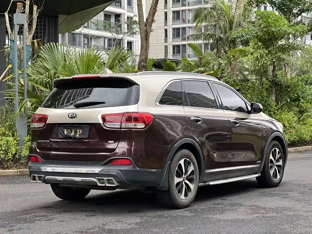 KIA SORENTO