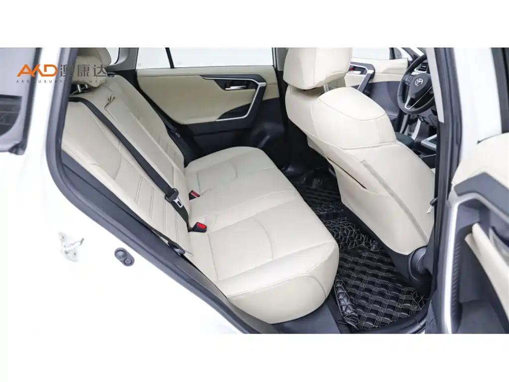 Toyota RAV4 — миниатюра 8