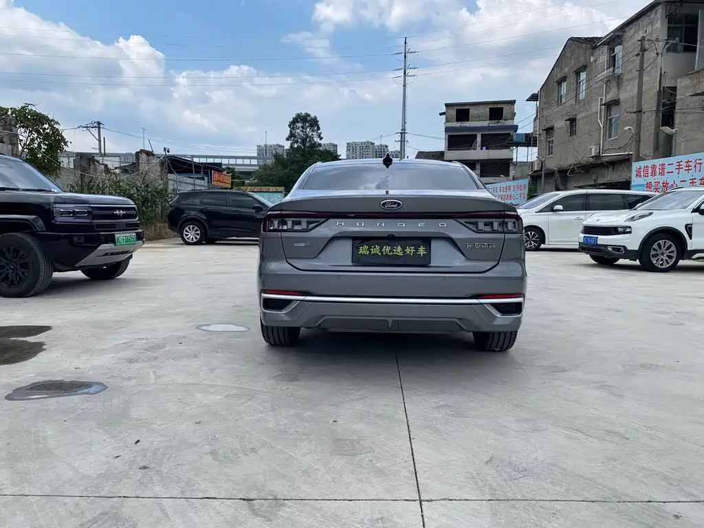 Ford Mondeo — миниатюра 5