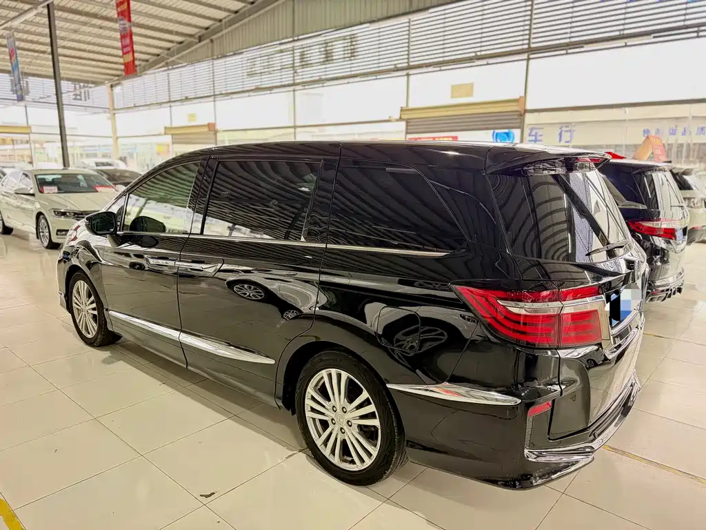 Honda Elysion — миниатюра 6