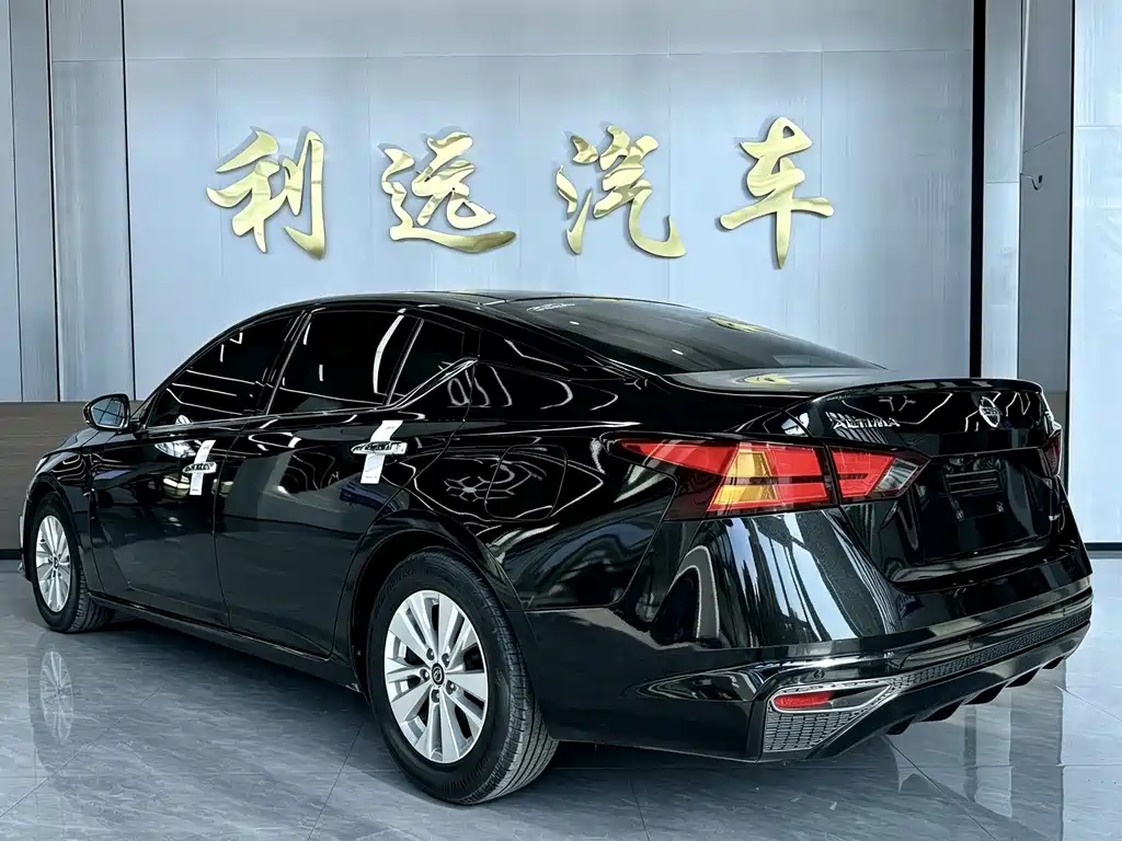 Nissan Teana — миниатюра 15