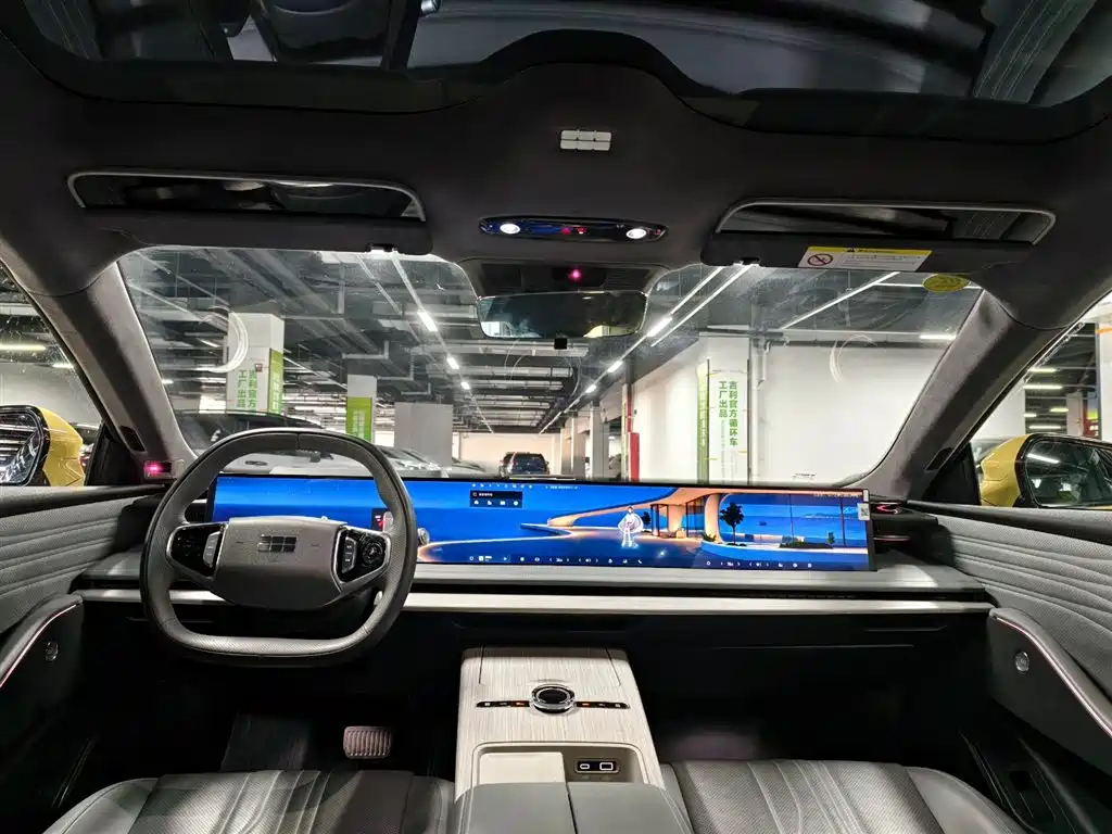 GEELY GALAXY GALAXY E8