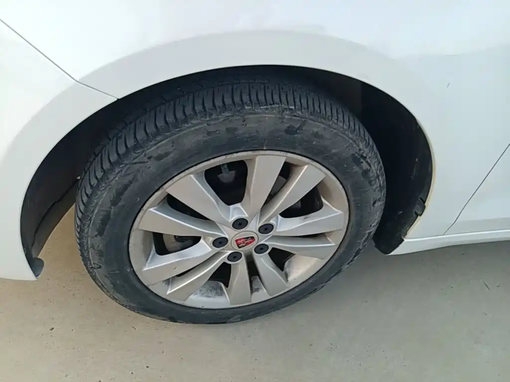 Roewe 360 — миниатюра 23