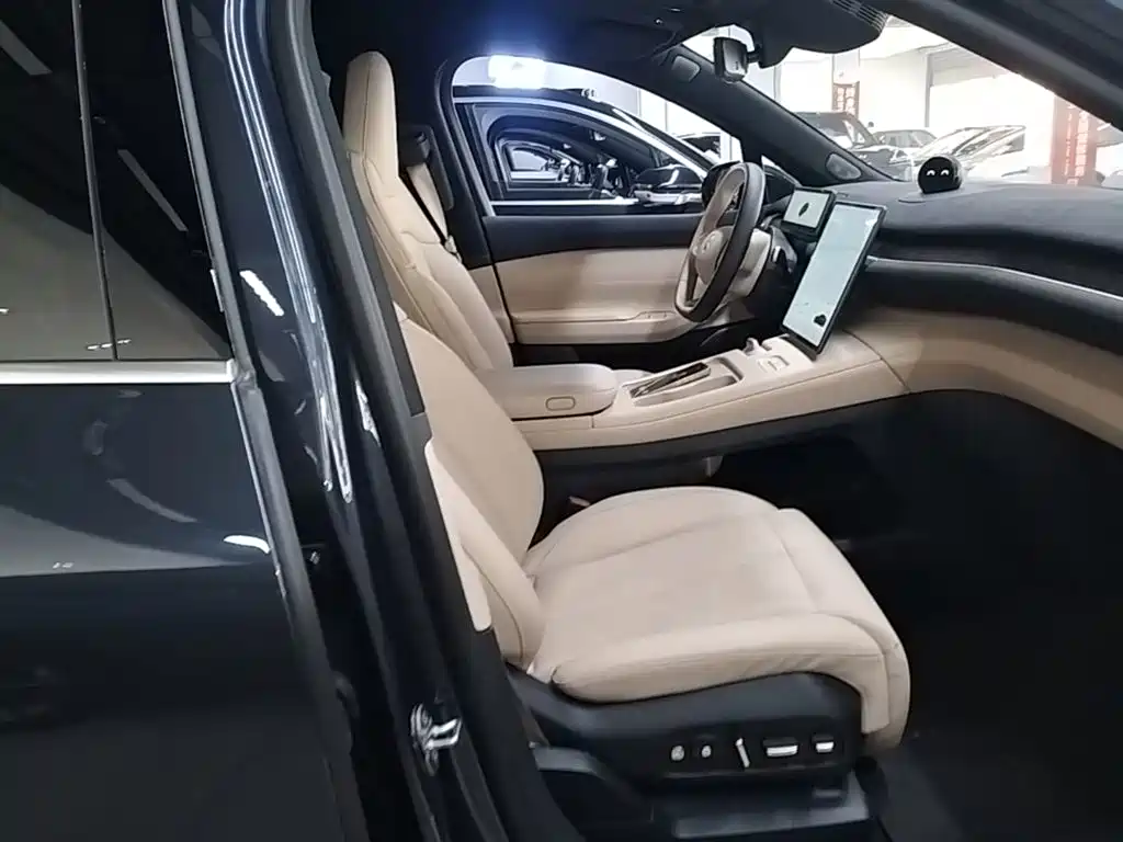 NIO EC7 — миниатюра 25