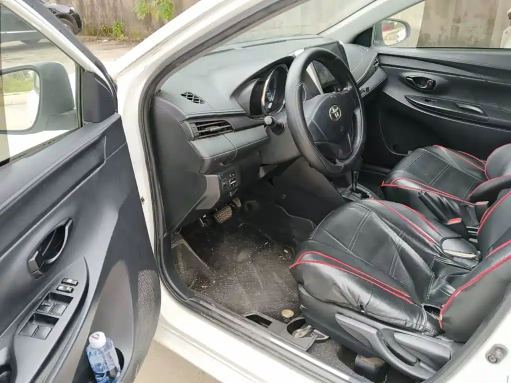 Toyota Yaris L — миниатюра 16