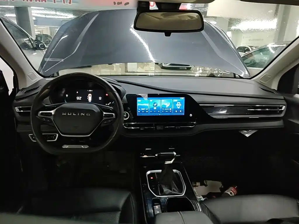 Wuling Victory — миниатюра 10
