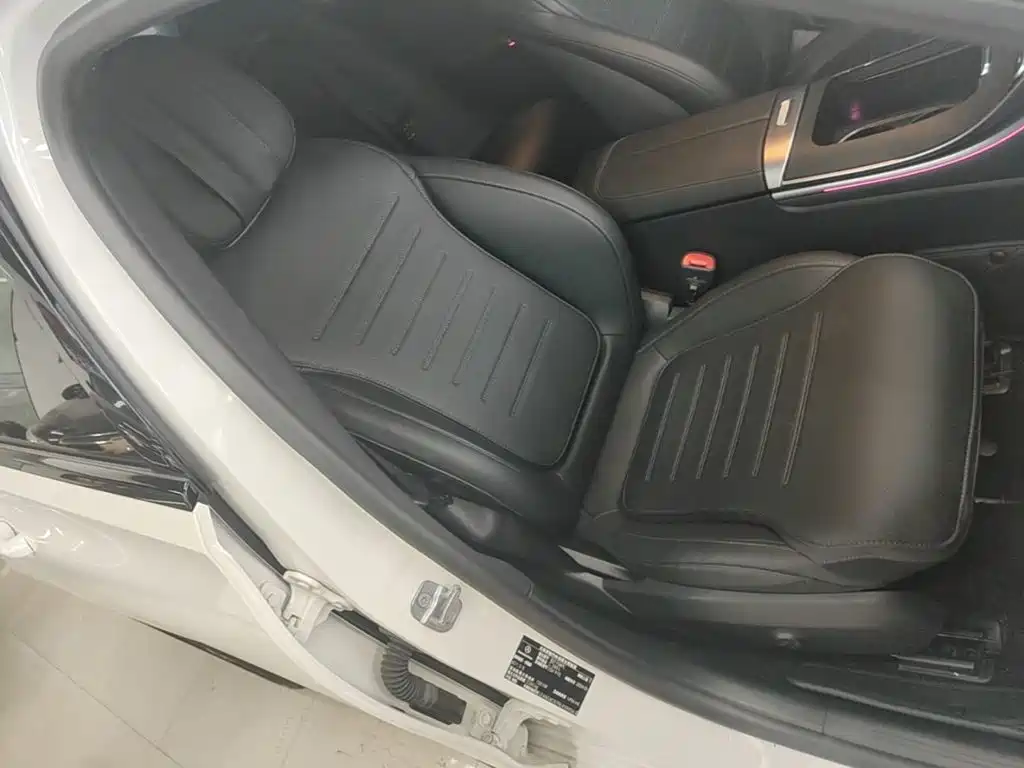 Mercedes-Benz C-Class — миниатюра 25