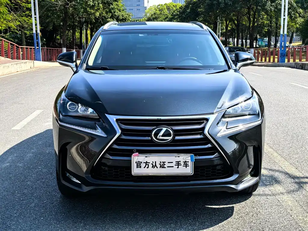Lexus NX 200t AWD Sharp Fashion Edition, фото 2