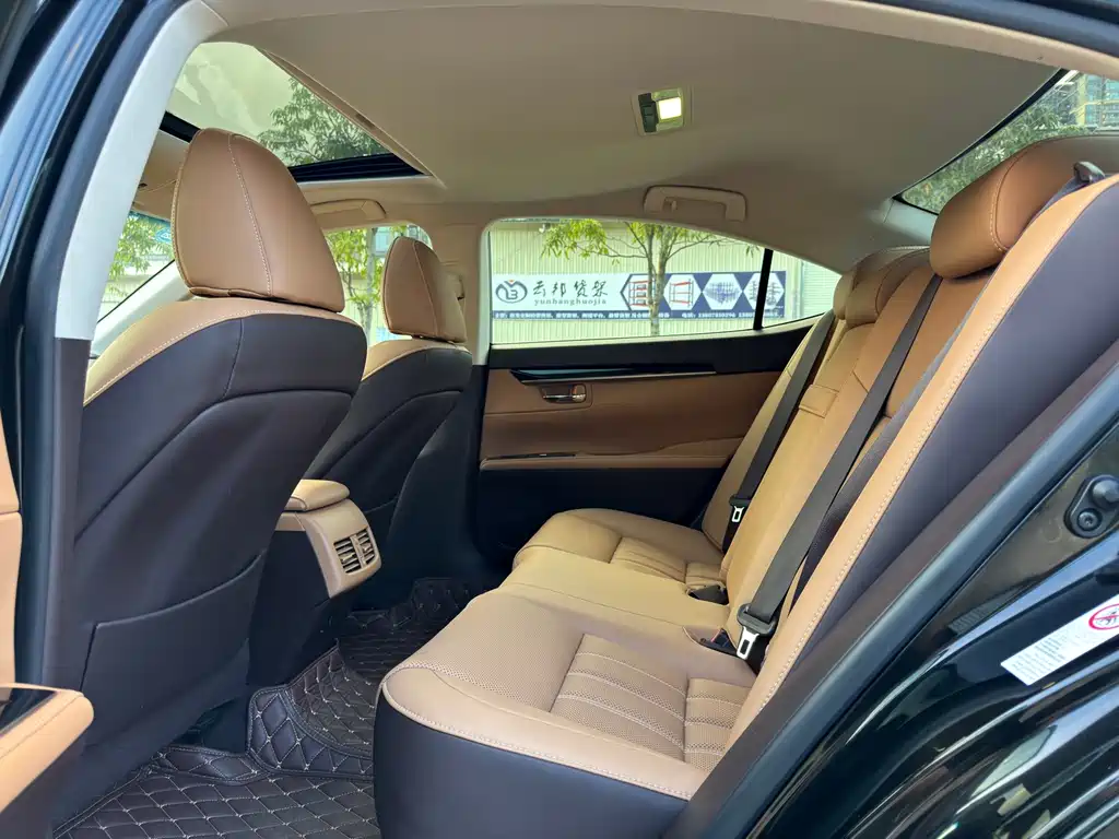 Lexus ES — миниатюра 45