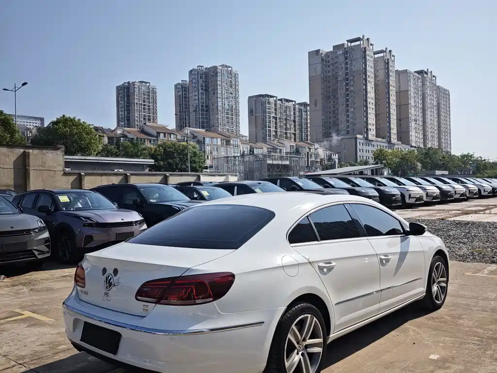 Volkswagen CC — миниатюра 8