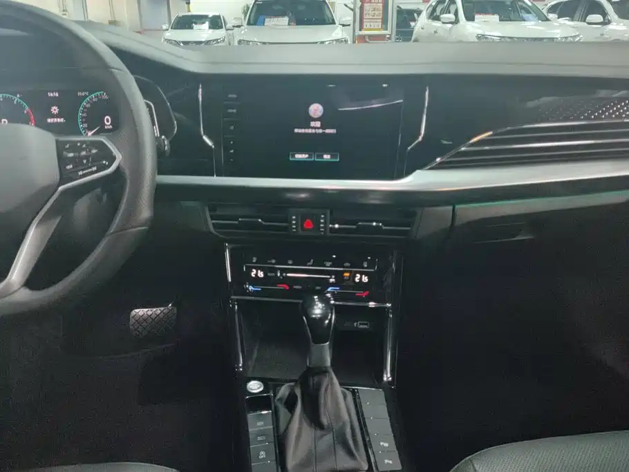Volkswagen Passat — миниатюра 11