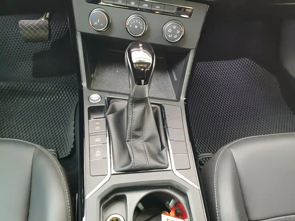 Volkswagen Passat — миниатюра 14