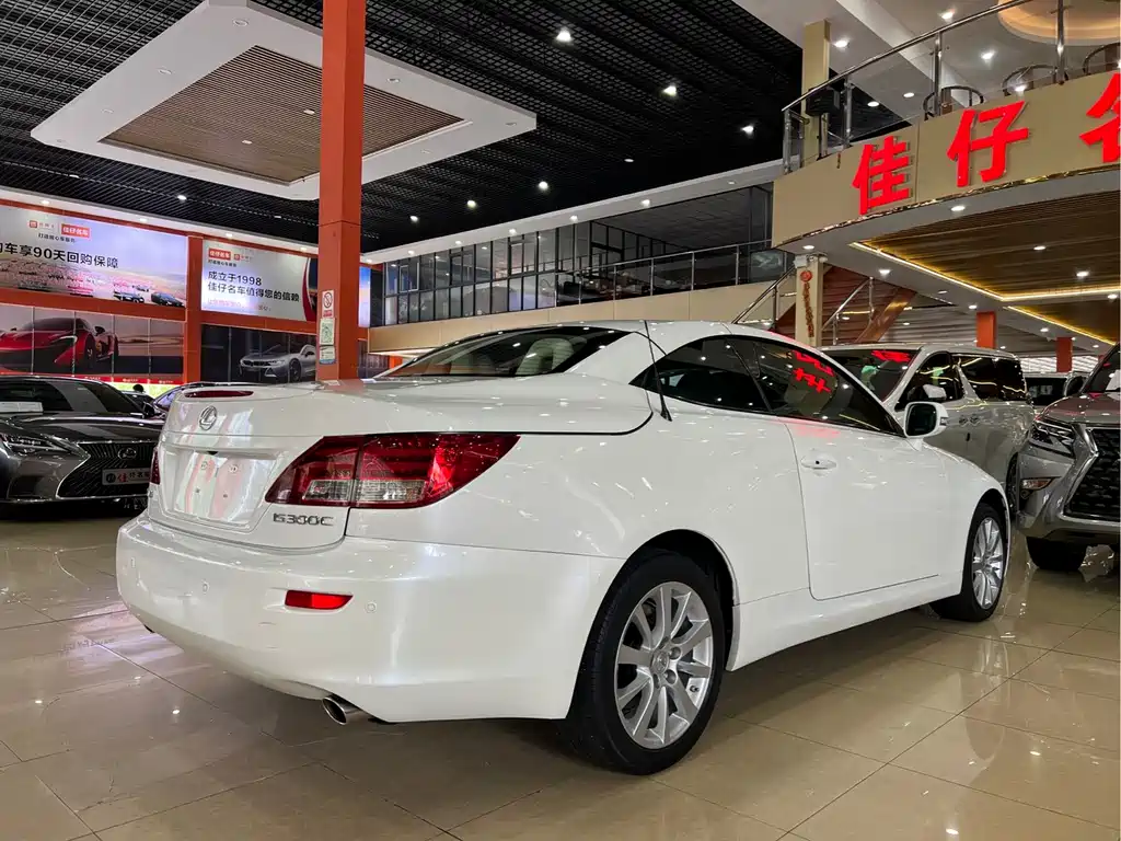 Lexus IS — миниатюра 4