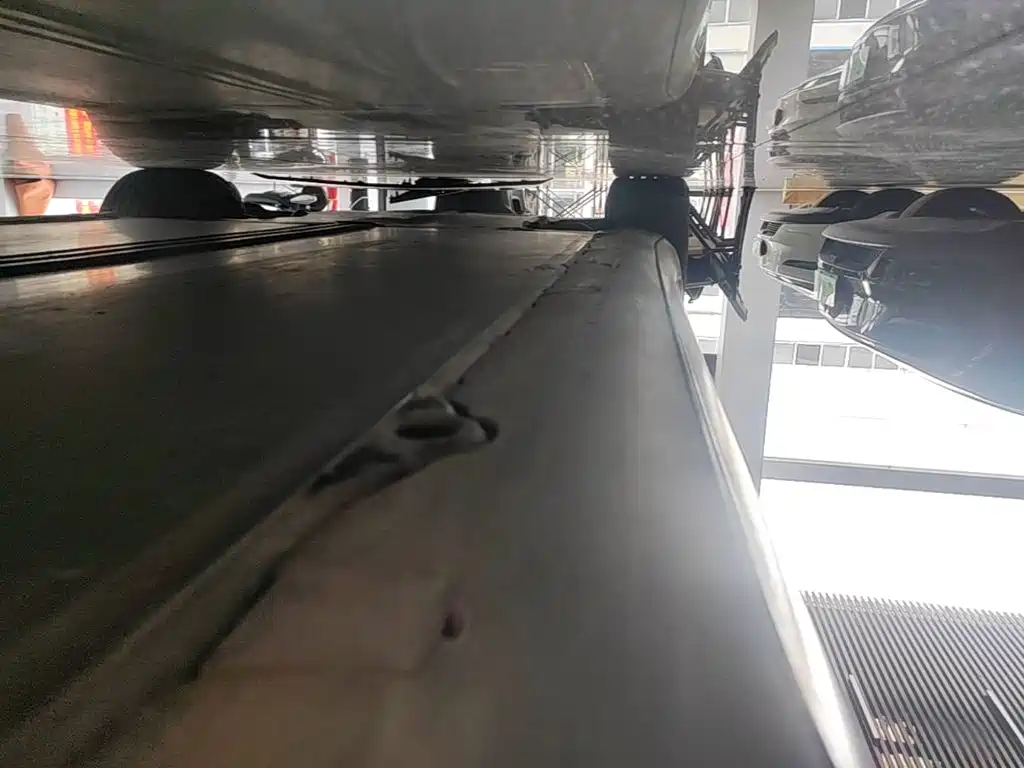 Tesla Model 3 — миниатюра 22