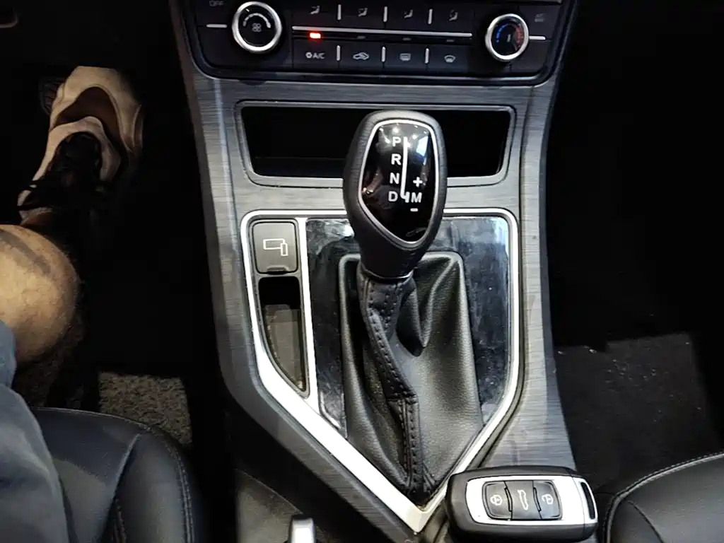 Geely Vision — миниатюра 14