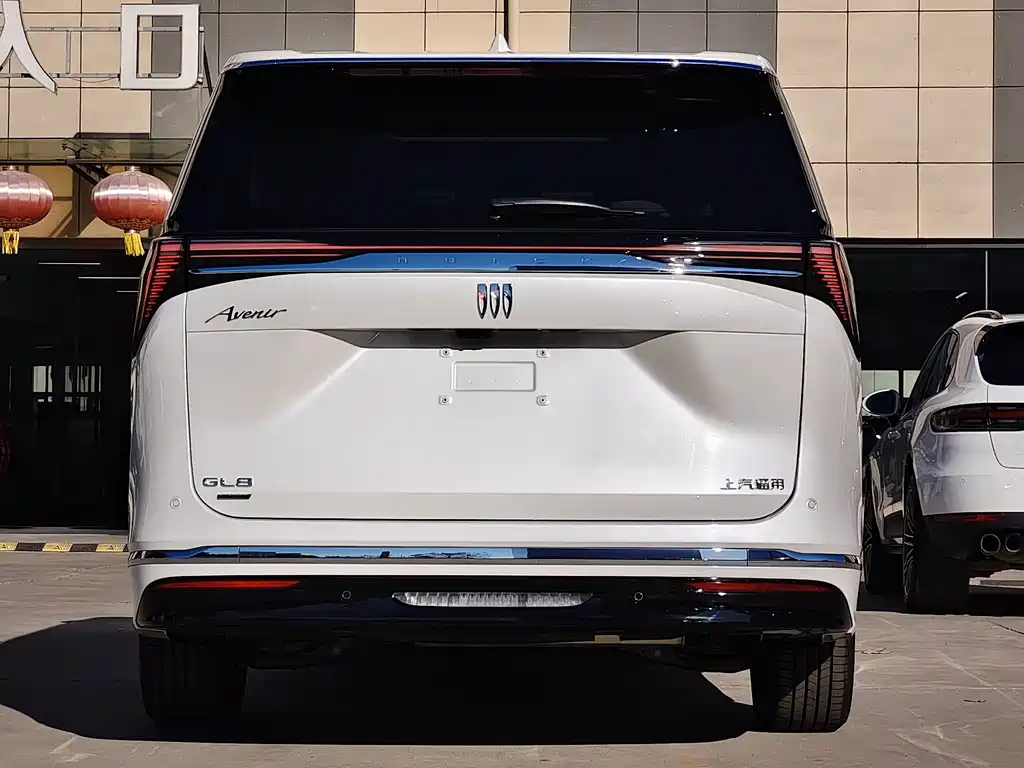 BUICK GL8 NEW ENERGY