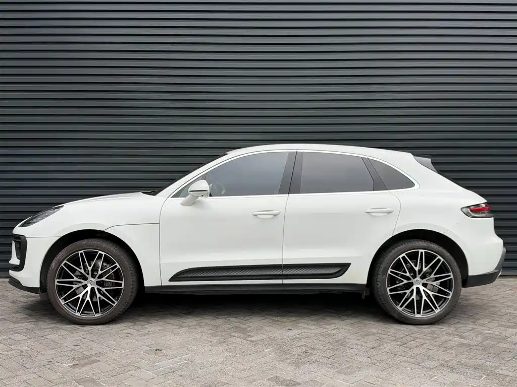 Porsche Macan — миниатюра 4