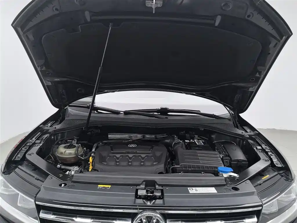Volkswagen Tiguan L L 2018 330TSI AT Comfort