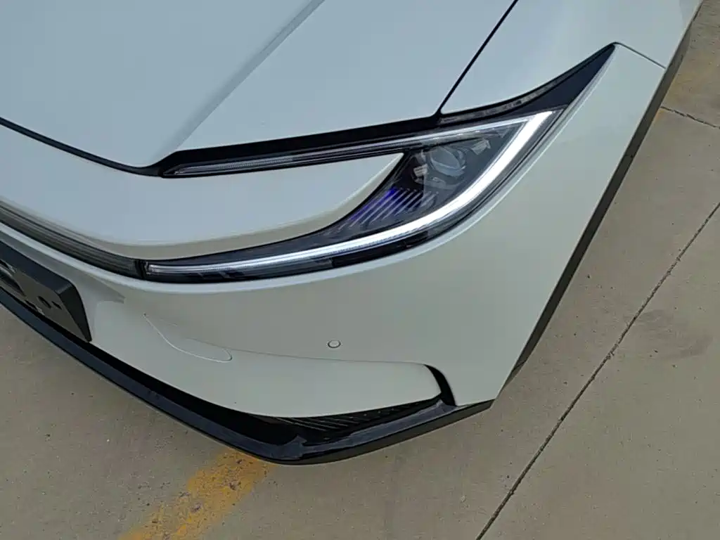 Toyota bZ5 — миниатюра 24