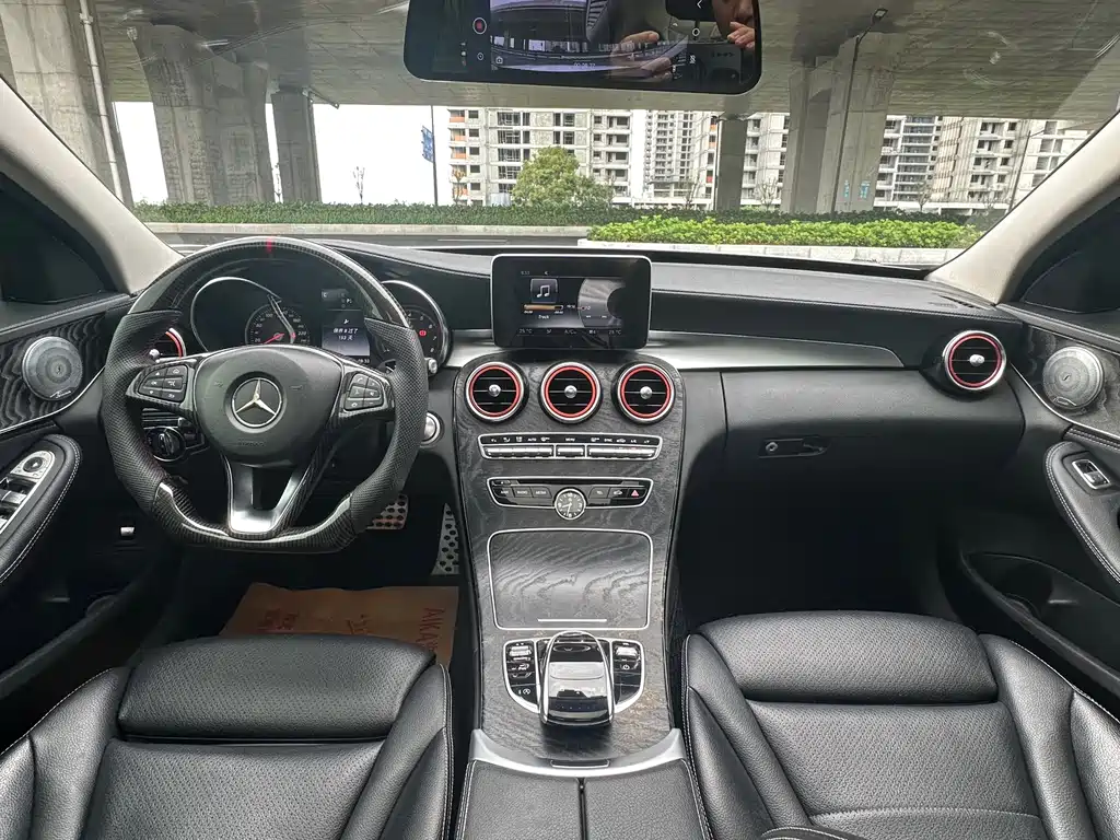 Mercedes-Benz C-Class — миниатюра 13