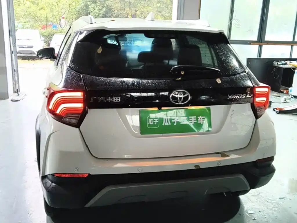 Toyota Yaris L — миниатюра 6