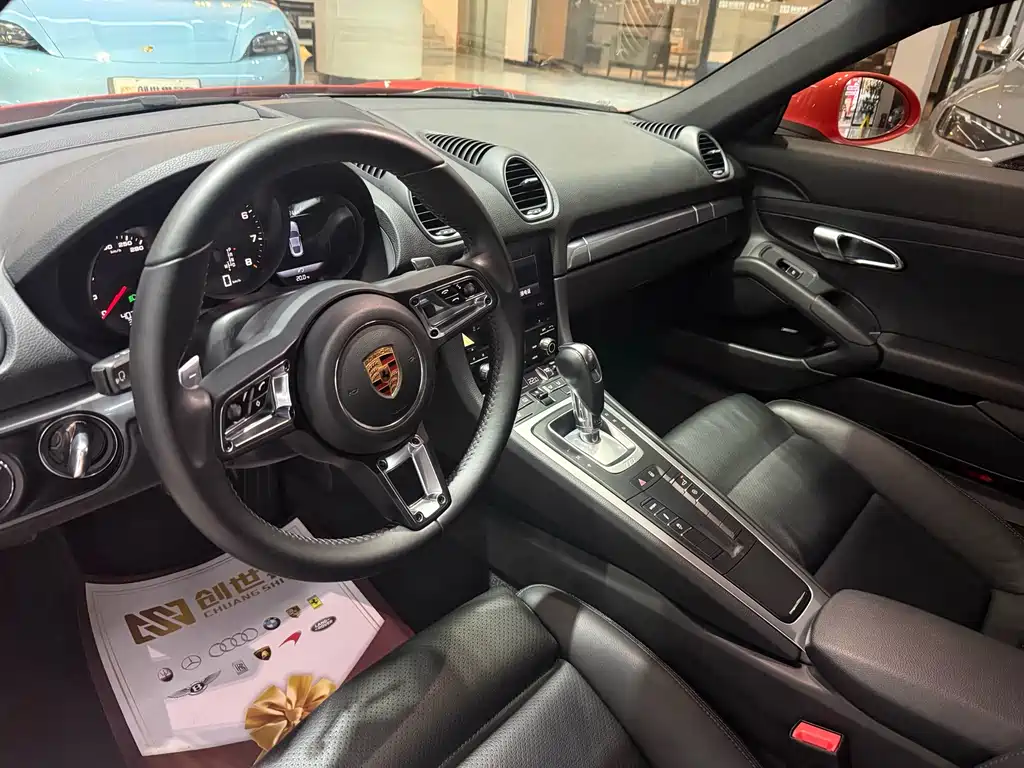 Porsche 718 2016 Cayman 2.0T