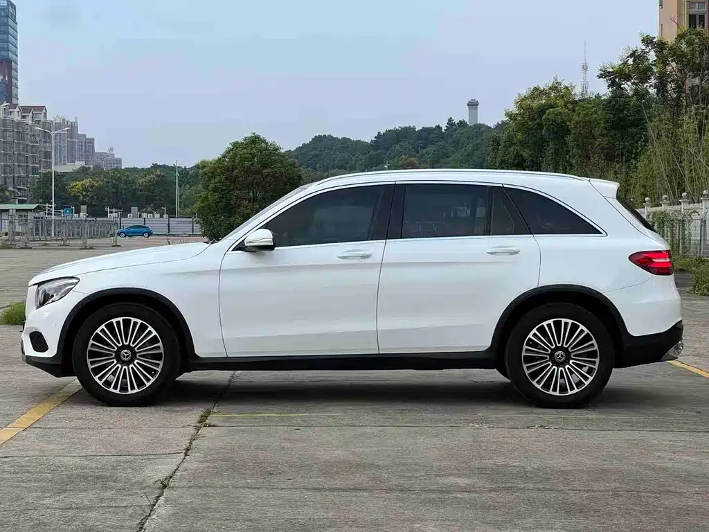Mercedes-Benz GLC — миниатюра 15