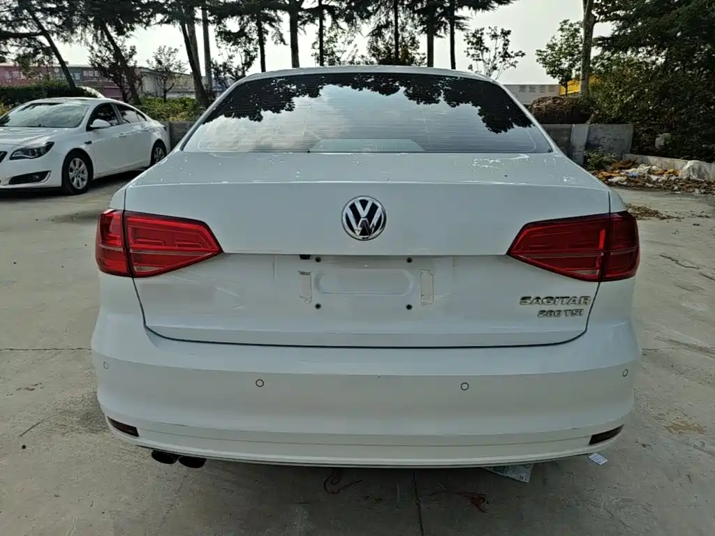 Volkswagen Sagitar — миниатюра 6