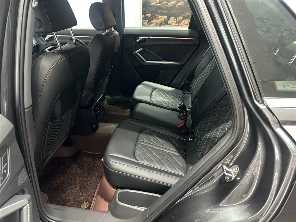 Audi Q3 — миниатюра 14