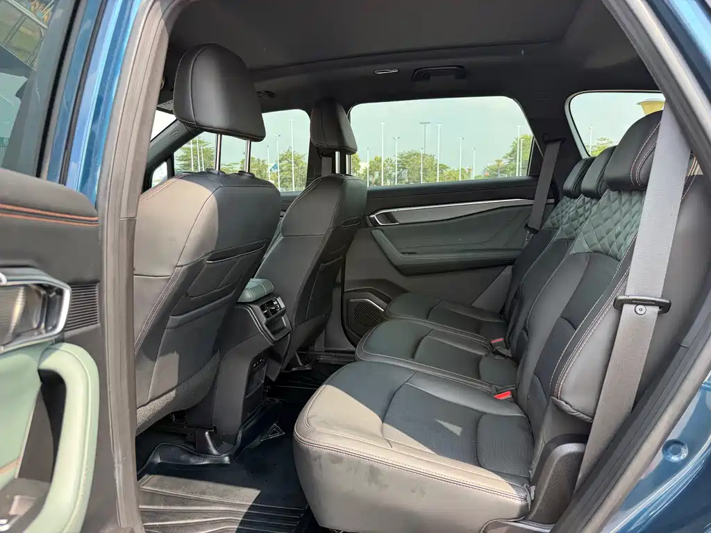 Geely Haoyue L — миниатюра 9