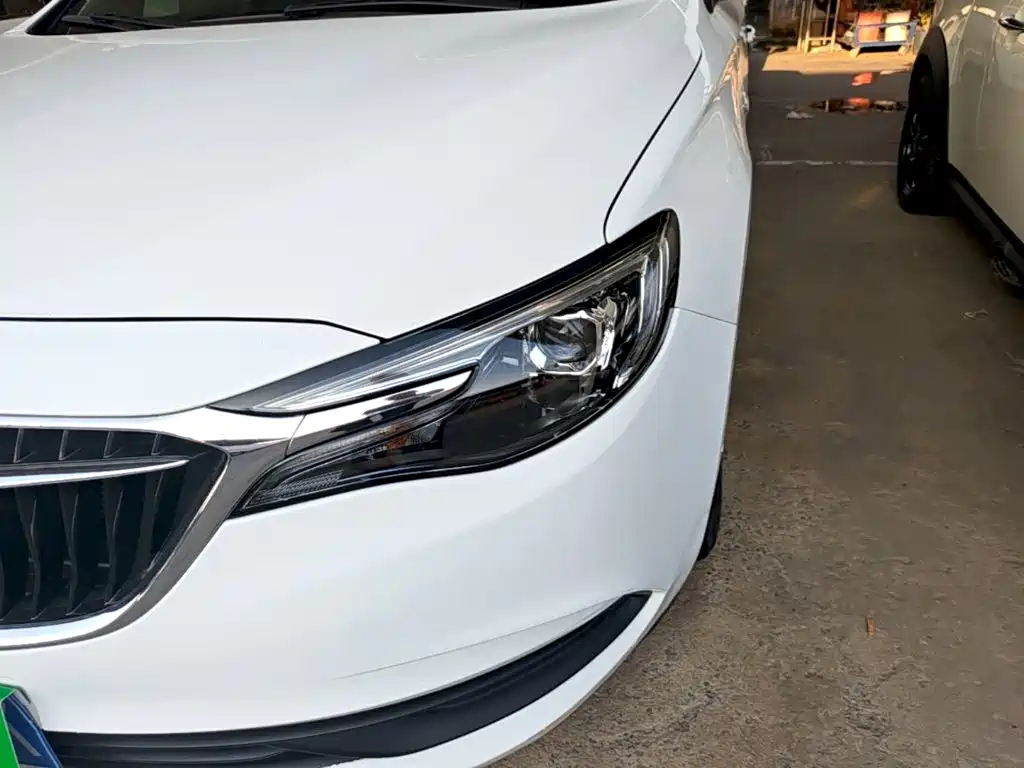 Buick Excelle — миниатюра 24
