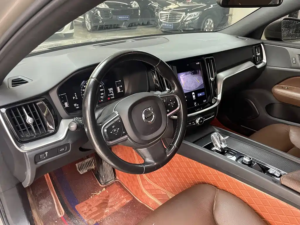 Volvo S60 — миниатюра 10