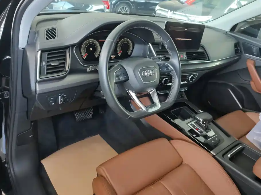 Audi Q5L — миниатюра 11