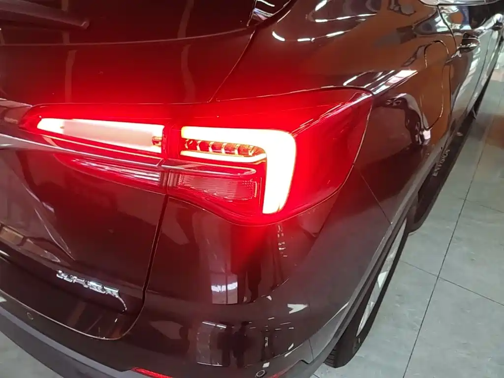 Buick Envision Plus — миниатюра 8