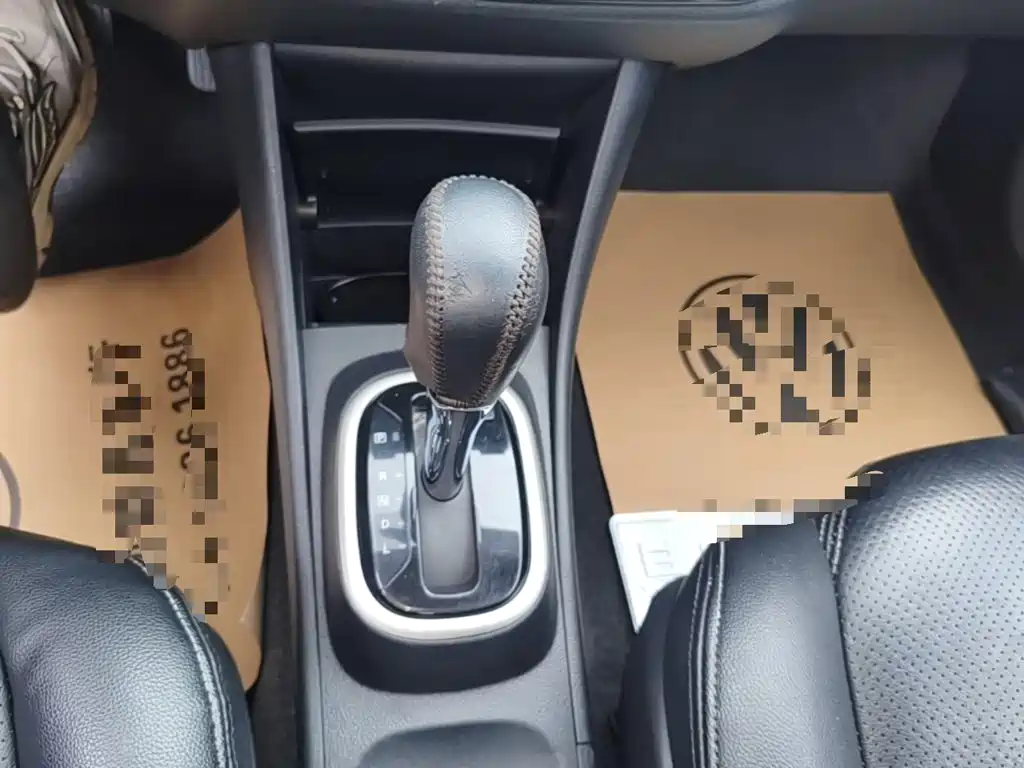 Nissan Sylphy — миниатюра 14